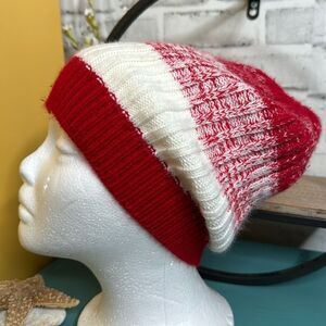 New York & Company Ivory & Red Knit Beanie Hat